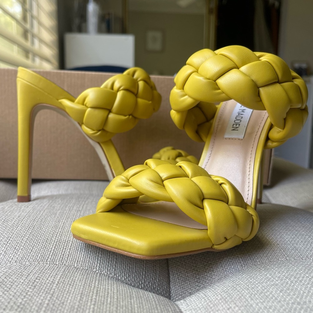 NWT Steve Madden Spring Sandal Heel